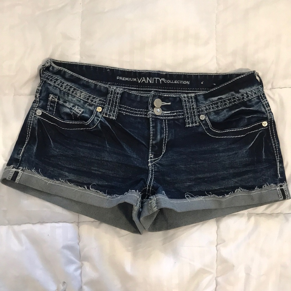 Vanity jean shorts size 29W size 8